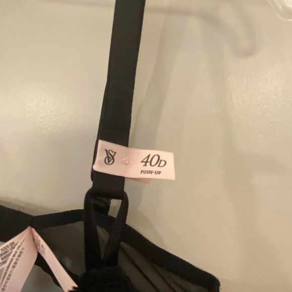 Victoria’s Secret bra padded no wire size 40D - Picture 5 of 9